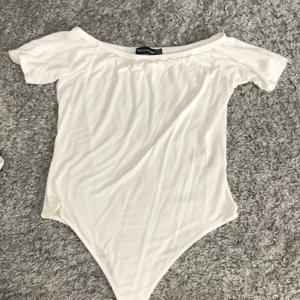 SHORT SLEEVE OFF THE SHOULDER BODYSUIT